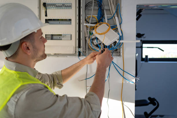 Best Licensed Electrician  in Geronimo, OK